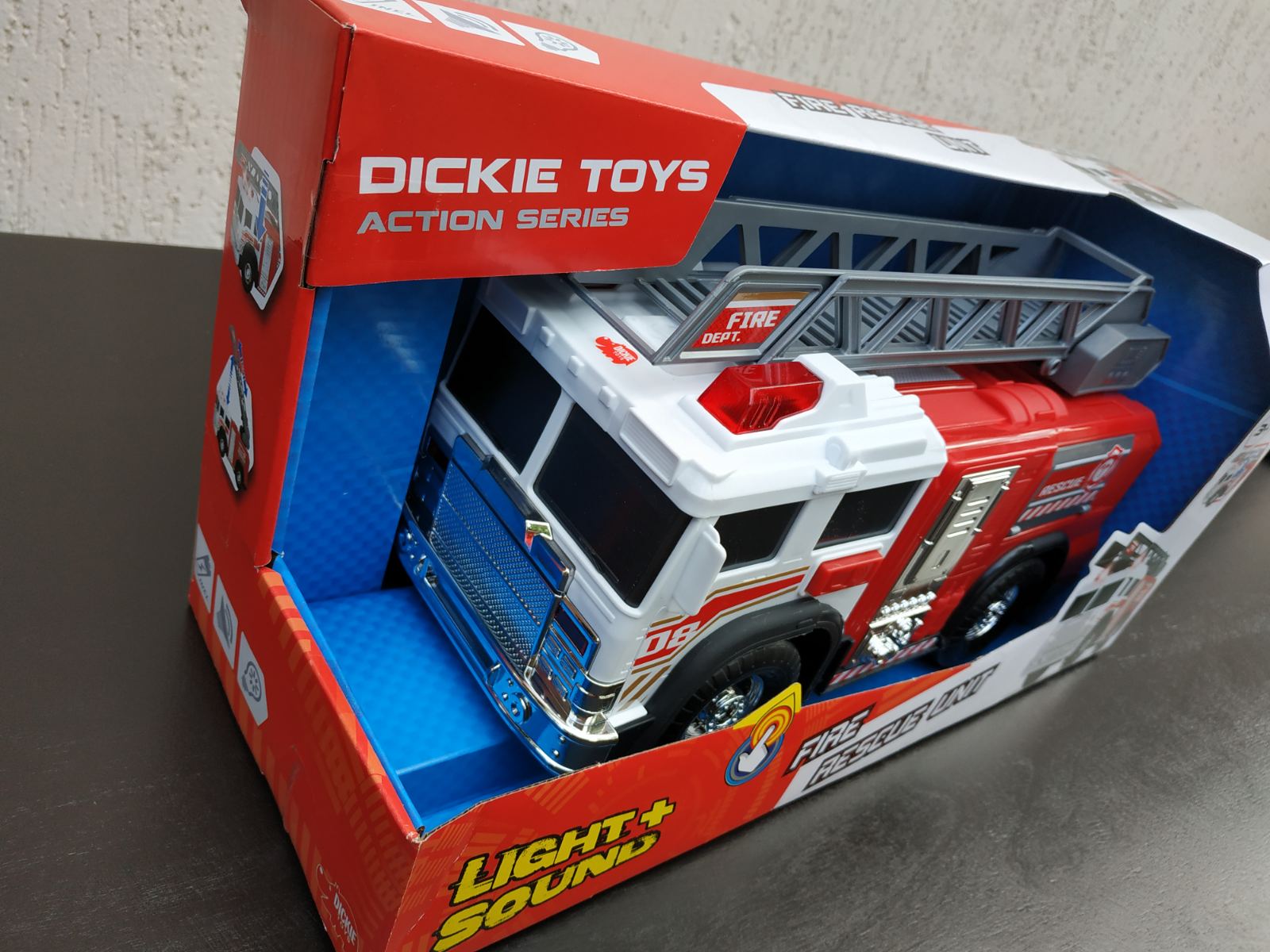 Пожарная машина Dickie Toys со звуковыми, световыми эффектами 30 см  (3306005) – фото, отзывы, характеристики в интернет-магазине ROZETKA |  Купить в Украине: Киеве, Харькове, Днепре, Одессе, Запорожье, Львове