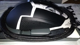 Миша Logitech G502 Gaming Mouse HERO High Performance Black (910-005470) фото від покупців 8