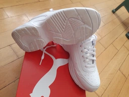 Жіночі кросівки Puma Cilia Mode 37112517 37 (4UK) 23 см Puma White-Puma Black (4099683370667) фото від покупців 3