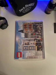 Конструктор LEGO Creator Expert Городская площадь 4002 детали (10255)