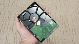 Накопитель HDD SATA 1.0TB WD Blue 5400rpm 64MB (WD10EZRZ) фото от покупателей 9