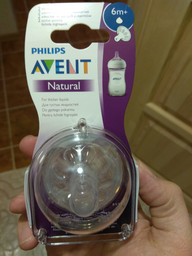 Силіконова соска Philips Avent Natural Природний потік 6 міс + 2 шт для густої їжі SCY966/02 (8710103985174) фото від покупців 4