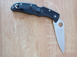 Ніж Spyderco Endura 4 Flat Ground, к:чорний