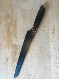 Кухонний ніж Fiskars Functional Form для хліба 23 см Black (1003093) фото від покупців 1
