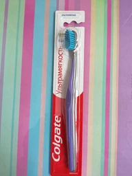 Зубна щітка Colgate ультрам'якого Блакитна Ультрам'яка (8718951345508_light blue) фото від покупців 6