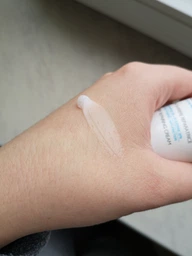 Крем La Roche-Posay Cicaplast восстанавливающий для поврежденной кожи рук 50 мл (3337872414145) фото от покупателей 7