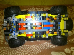 Конструктор LEGO Technic Jeep Wrangler (42122) [76880] фото от покупателей 2