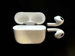 Наушники Apple AirPods with Wireless Charging Case 2021 (3-е поколение) (MME73TY/A) фото от покупателей 10