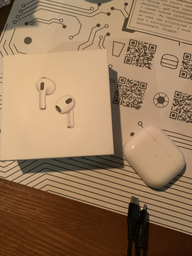 Наушники Apple AirPods with Wireless Charging Case 2021 (3-е поколение) (MME73TY/A) фото от покупателей 7