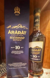 Бренди ARARAT Ахтамар 10 лет выдержки 0.5 л 40% в подарочной упаковке (4850001002024_4850001003700) фото от покупателей 1