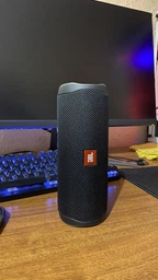 Акустическая система JBL Flip 5 Black (JBLFLIP5BLK) фото от покупателей 3