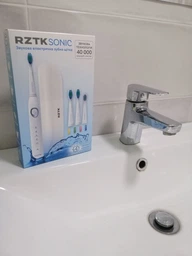 Электрическая зубная щетка RZTK SONIC Black