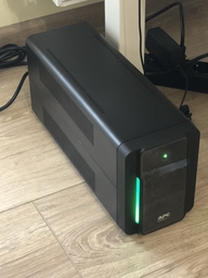 ИБП APC Easy UPS 900VA Schuko (BVX900LI-GR)