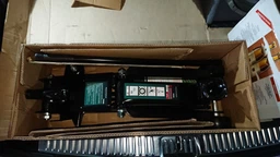 Домкрат подкатной гидравлический Rock Force 3 т (h min 192 мм, h max 533 мм) (RF-TH23003) фото от покупателей 2
