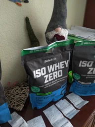 Протеїн BioTech USA ISO WHEY Zero Lactose Reduced 2.27кг Смак Лимонний чізкейк фото від покупців 3