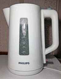 Електрочайник PHILIPS Серія 3000 HD9318/20