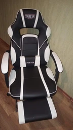 Кресло геймерское AMF VR Racer Dexter Webster Черное с красным (545086/BN-W0008) фото от покупателей 1