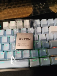 Процессор AMD Ryzen 3 4300GE (100-000000151) фото от покупателей 1