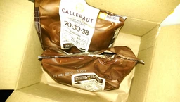 Шоколад бельгийский Callebaut №70-30-38 Экстрачерный в дропсах 400 г (5410522556575) фото от покупателей 4