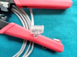 Інструмент Cablexpert T-WC-01 3-в-1 Універсальний для обтиску роз'ємів RJ45 / RJ12 / RJ11 фото від покупців 4
