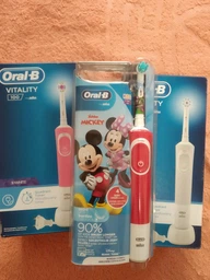 Электрическая зубная щетка Oral-B Vitality 3D White/D100 Pink (4210201262169_4210201234173) фото от покупателей 13
