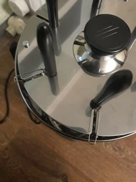 Электрошашлычница Domotec MS-7782 1000 Вт 6 Шампуров Белая фото от покупателей 1
