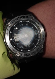 Часы CASIO GST-W110-1AER
