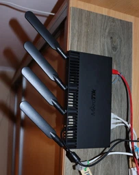 Маршрутизатор Mikrotik RouterBOARD 4011iGS+5HacQ2HnD (RB4011iGS+5HacQ2HnD-IN) фото від покупців 4