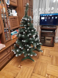 Елка новогодняя Королева Европейская с белыми кончиками 1,5 м (искусственная ель из безвредного огнеупорного материала с сертификатом!) фото от покупателей 19