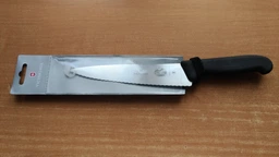 Кухонний ніж серейтор Victorinox Vx52033.19 Fibrox Carving 315 мм чорний фото від покупців 4
