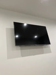 Настінне кріплення для телевізора UniBracket 70" BZ31-63