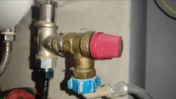 Мембранный клапан CALEFFI 1/2"х1/2" ВВ (311440)