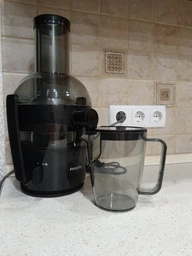 Соковыжималка центробежная PHILIPS Viva Collection HR1855/70 фото от покупателей 8
