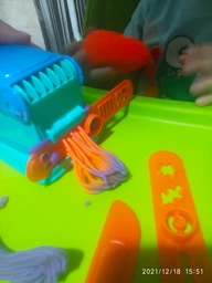 Набор для лепки Hasbro Play-Doh Веселая фабрика (B5554) фото от покупателей 2