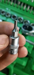 Полупрофессиональный набор инструментов Intertool 1/4", 1/2", 108 предметов (ET-6108SP) фото от покупателей 15