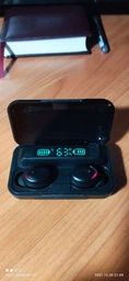 Бездротові сенсорні навушники із вбудованим Power Bank у кейсі зарядки TWS F9-5 Чорний фото від покупців 7