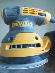 Ексцентрикова шліфмашина DeWALT DWE6423 280 Вт (DWE6423) фото від покупців 2