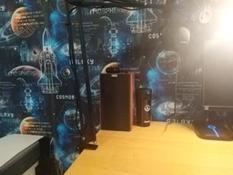 Струбцина для настольной лампы метал черная