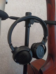 Стойка для двух гитар универсальная Gator Frameworks Double Guitar Stand (GFW-GTR-2000) фото от покупателей 4
