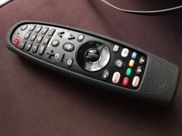 Чехол на пульт Lg Magic Remote , Премиум силикон , Sikai Case , флуоресцентные цвета , защищает от падения и ударов фото от покупателей 2