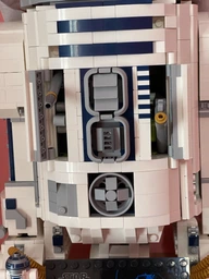 Конструктор Lego Star Wars Дроїд R2-D2 2314 деталей (75308) фото від покупців 2
