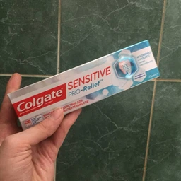 Зубна паста Colgate Sensitive Pro-Relief для чутливих зубів 75 мл (7891024123478) фото від покупців 1