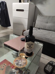 Віскі Teeling Small Batch 0.7 л 46% в тубусі (5391523270021) фото від покупців 1