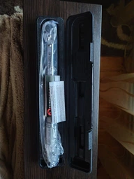 Динамометрический ключ Intertool 3/8", 7-105 NM (XT-9003) фото от покупателей 6