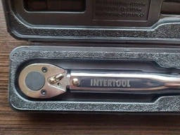 Динамометрический ключ Intertool 3/8", 7-105 NM (XT-9003) фото от покупателей 4