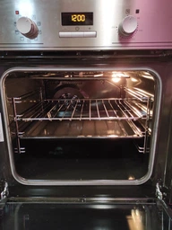 Духова шафа електрична Electrolux EZB53400AX фото від покупців 3