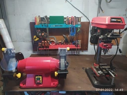 Полка под инструмент Intertool пластиковая 610 х 150 х 45 мм (BX-0001)