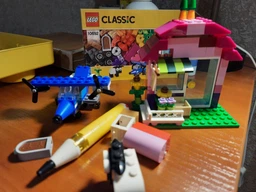 Конструктор LEGO Classic Набір для творчості 221 деталь (10692)