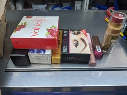 Набір декоративної косметики Maxi (палетка, тіні, туш, макіяж, makeup) фото від покупців 3