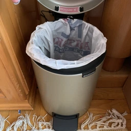 Мусорное ведро Brabantia Pedal Bin 3 л (графит)